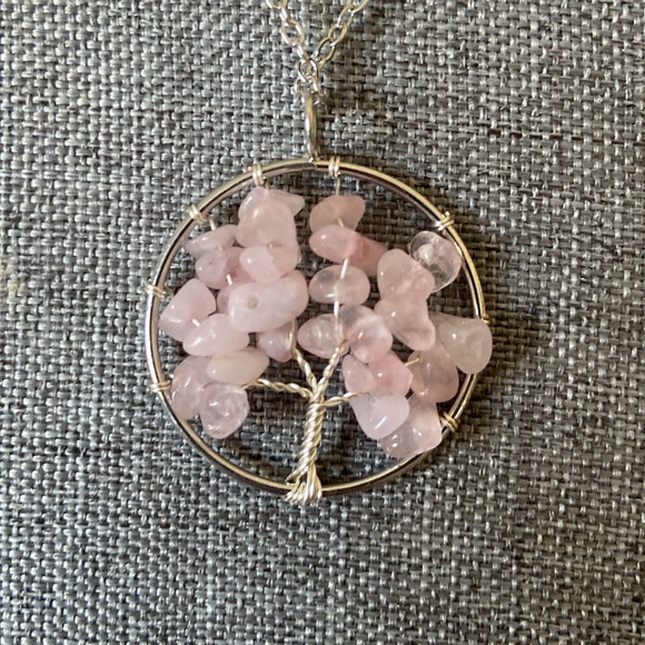 5/$10❤️❤️❤️NEW Tree of Life Rose Quarts Stones Pendant Necklace - Picture 1 of 5